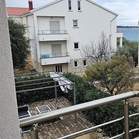 Apartment Traversa Новалья Экстерьер фото